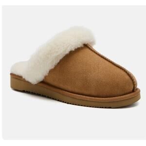 The Walking Company Mosey Slipper Size 8 NEW IN BOX Tan